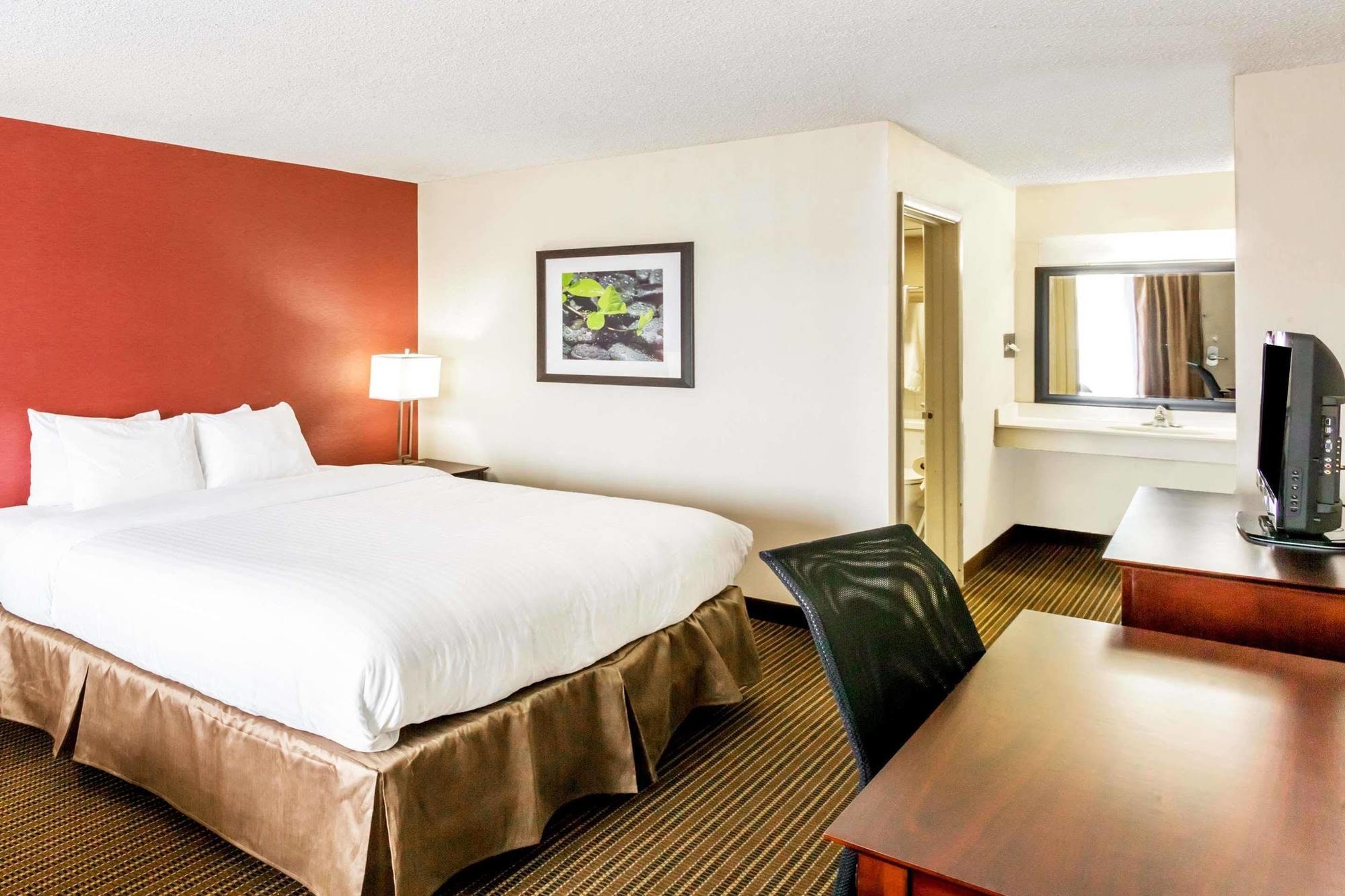 Ramada By Wyndham Salt Lake City North Temple Екстер'єр фото