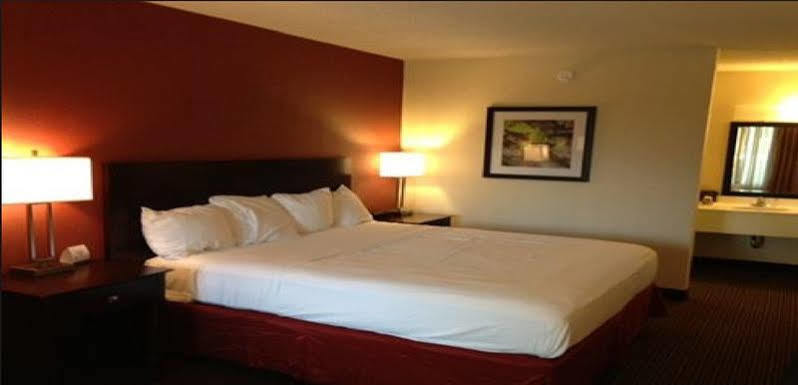 Ramada By Wyndham Salt Lake City North Temple Екстер'єр фото
